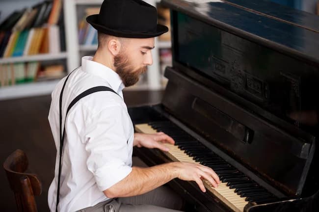 How High Should I Sit at the Piano