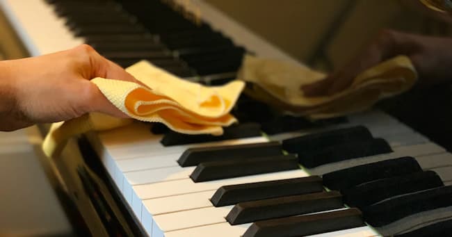  how to clean ebony piano keys 