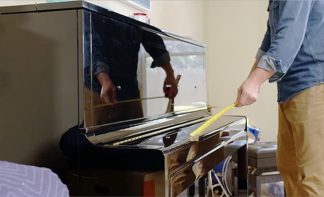 how to move an upright piano 